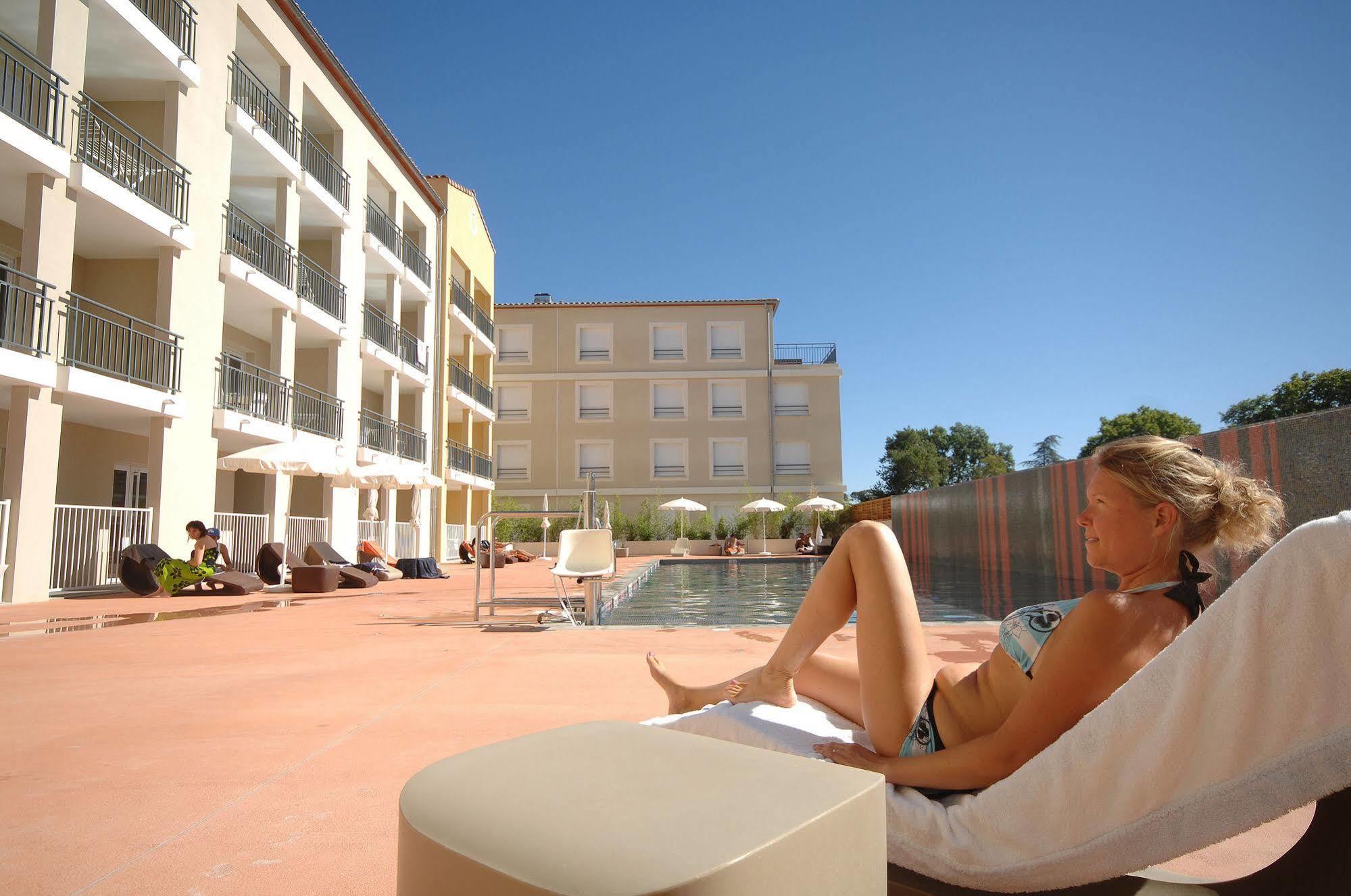 Residence De Tourisme Cote Green Juvignac Exterior photo